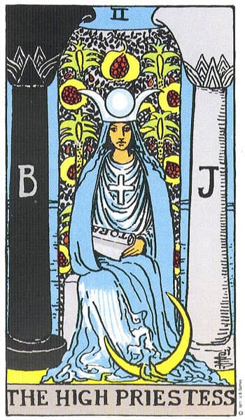 Sang Pendeta Agung (The High Priestess)