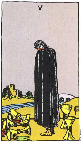 Five of Cups (Lima Piala)